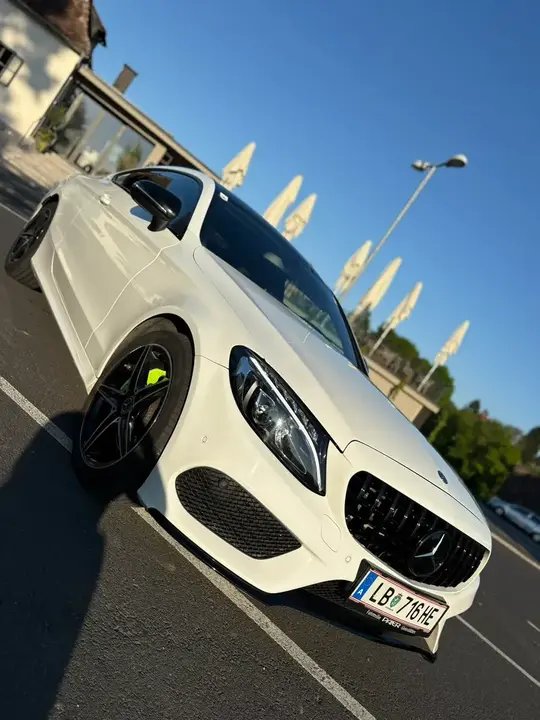 Mercedes-Benz C-Class 2017 photo 2