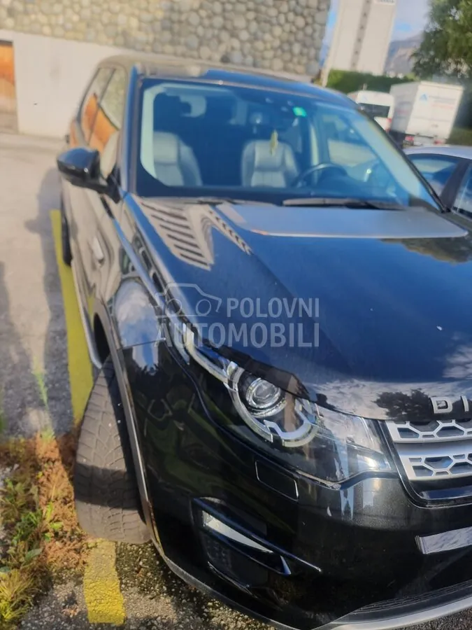 Land Rover Discovery Sport 2017 photo 2