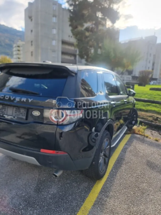Land Rover Discovery Sport 2017 photo 3