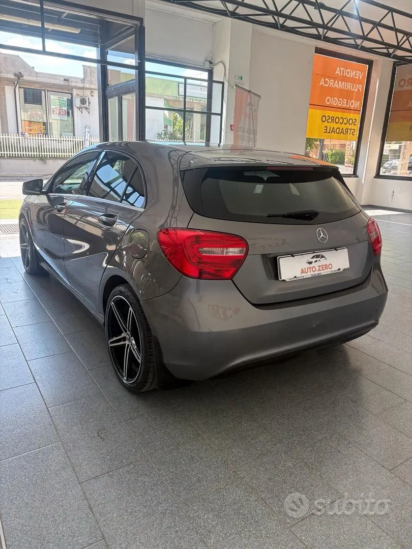 Mercedes-Benz A 180 Cdi Automatic Premium 2014 photo 5