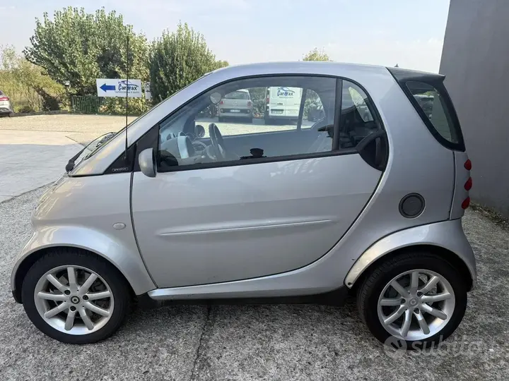Smart Fortwo 2006 photo 2