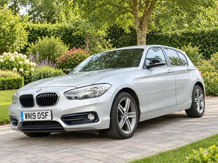 BMW 1 Series 2019 photo 3
