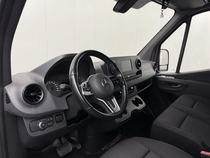 Mercedes-Benz Sprinter 2021 photo 3