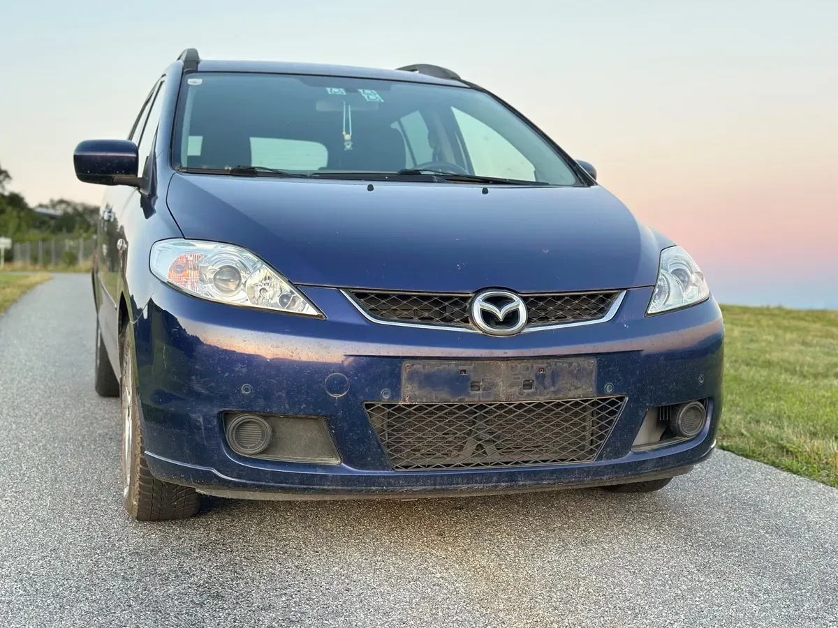 Mazda Mazda5 2007 photo 2
