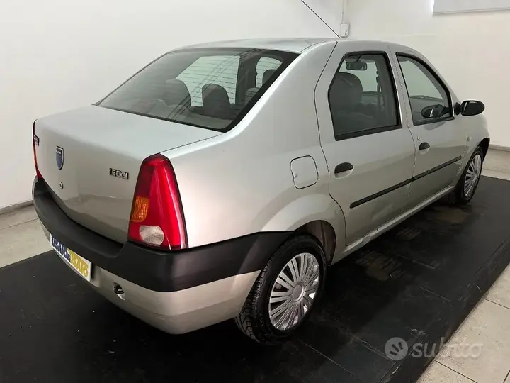 Dacia Logan 2006 photo 4