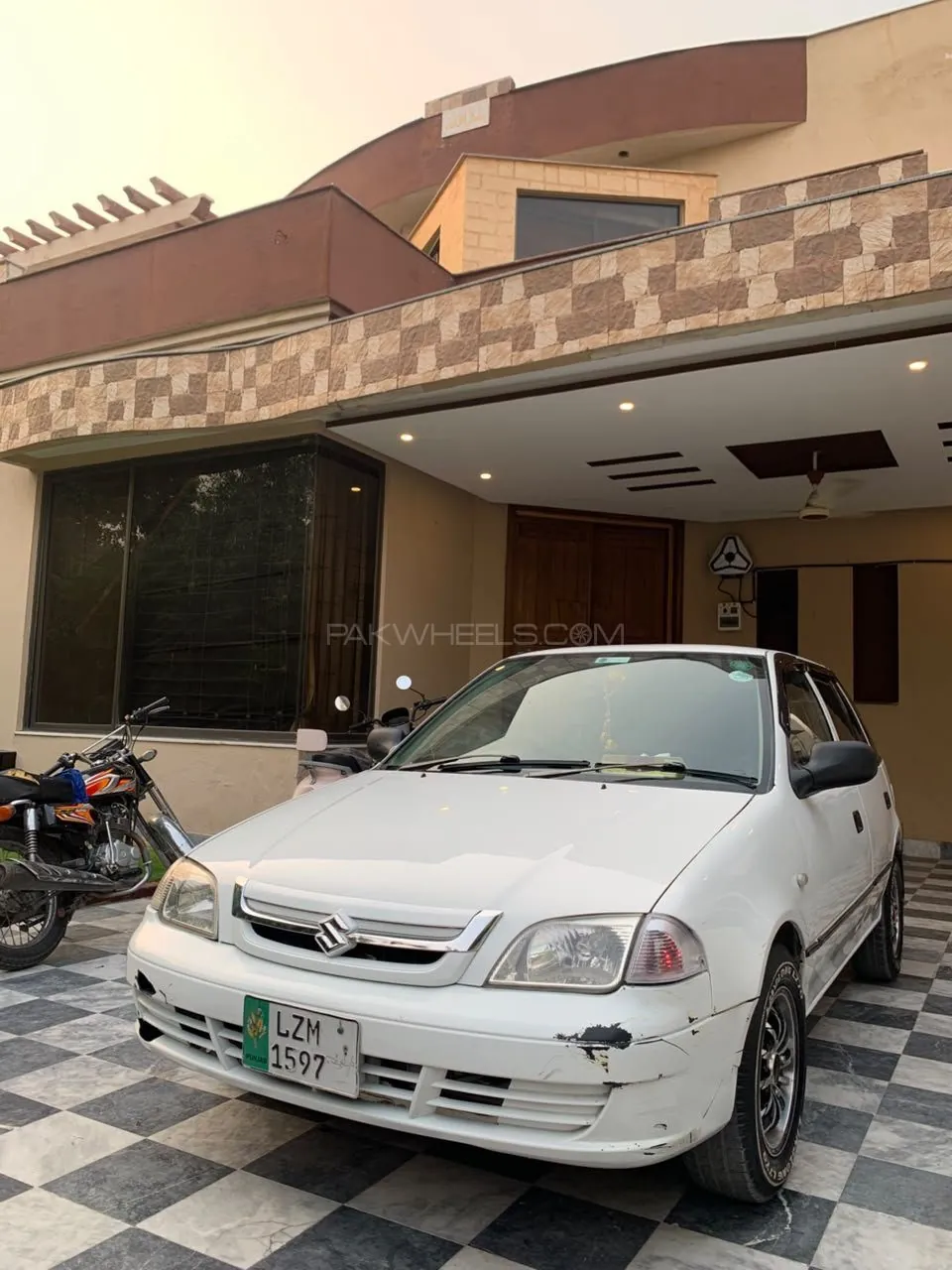 Suzuki Cultus