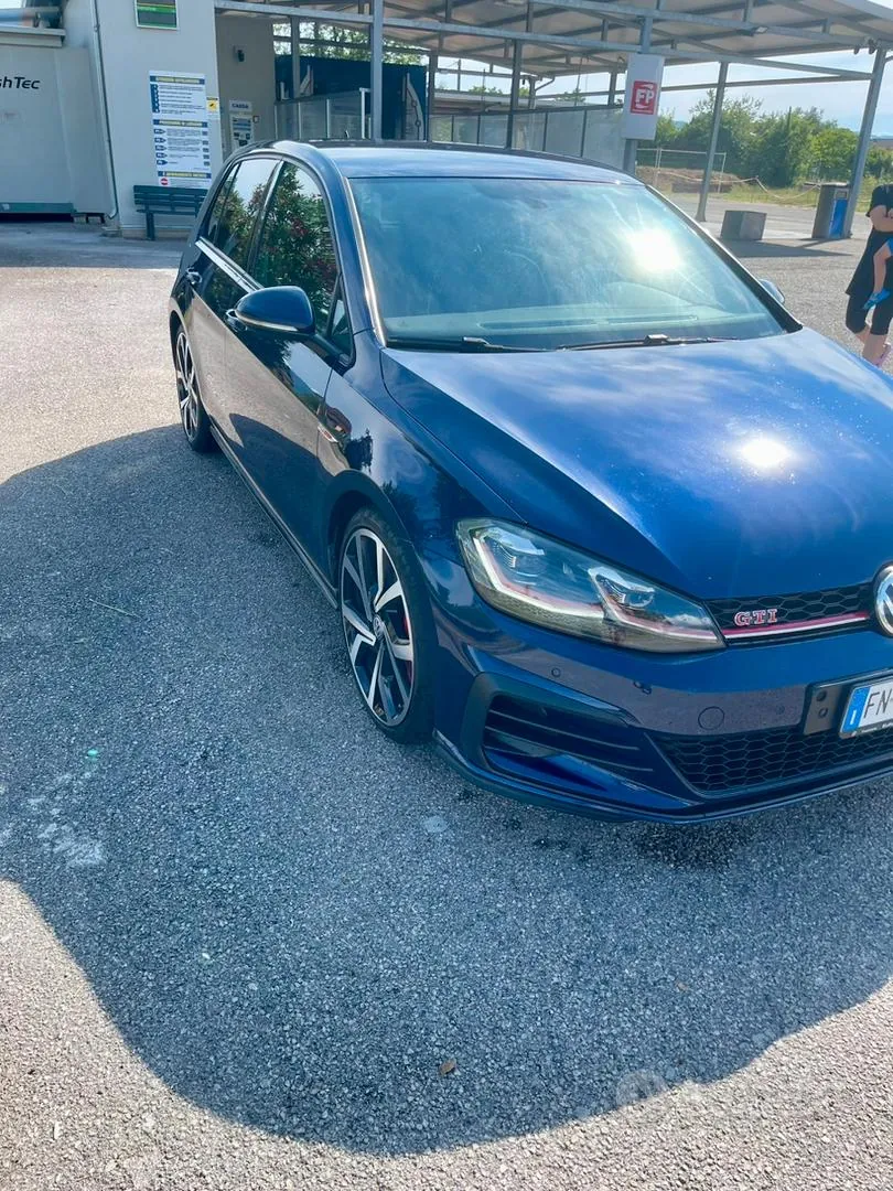 Volkswagen Golf Gti 2018 photo 2