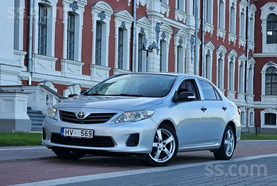 Toyota Corolla 2011 photo 2