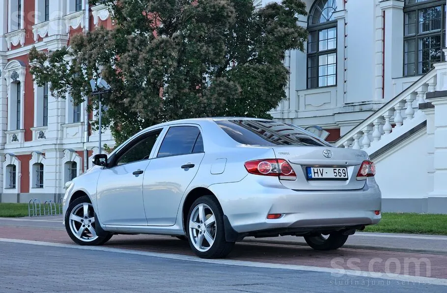 Toyota Corolla 2011 photo 5