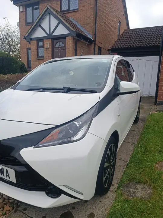 Toyota Aygo 2018 photo 2