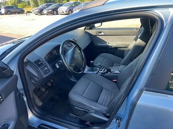 Volvo V50 2011 photo 5
