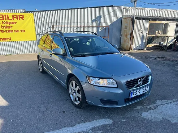Volvo V50 2011 photo 3