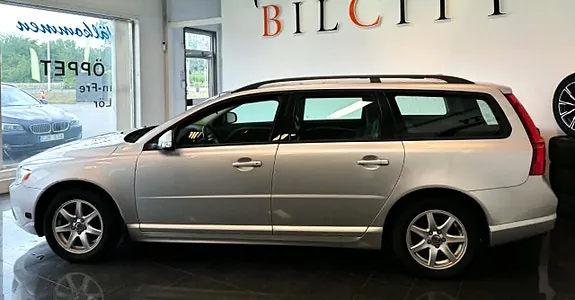Volvo V70 2009 photo 5