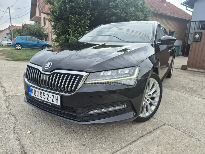 Skoda Superb 2022 photo 3