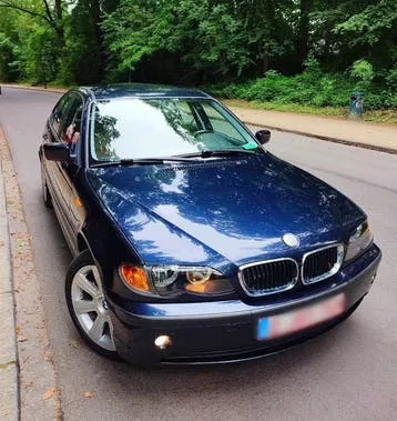 BMW 318I