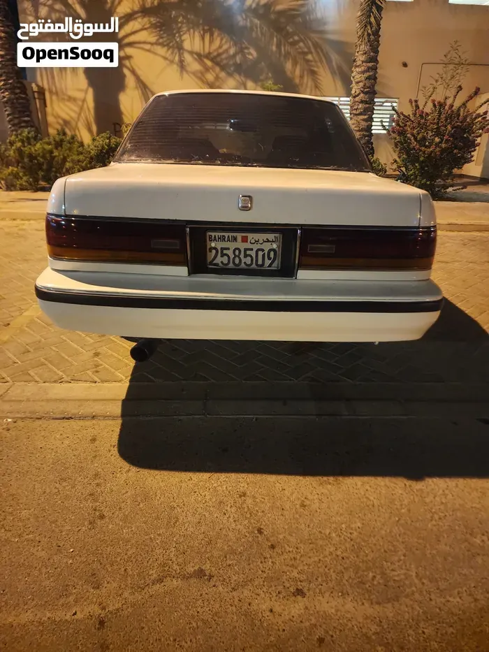 Toyota Cressida 1993 photo 2