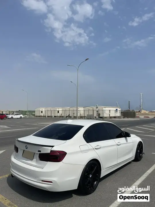 BMW 3 Series 2017 photo 4