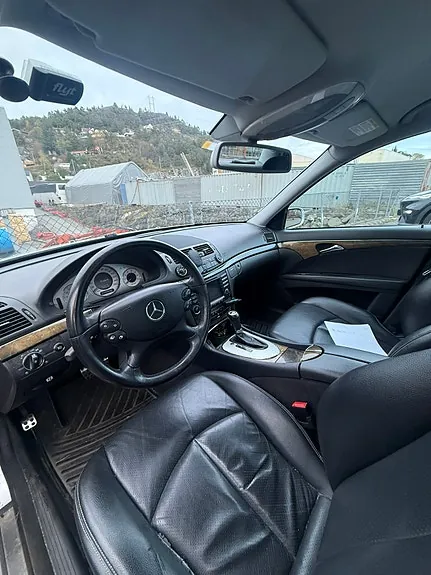 Mercedes-Benz E200 2006 photo 3
