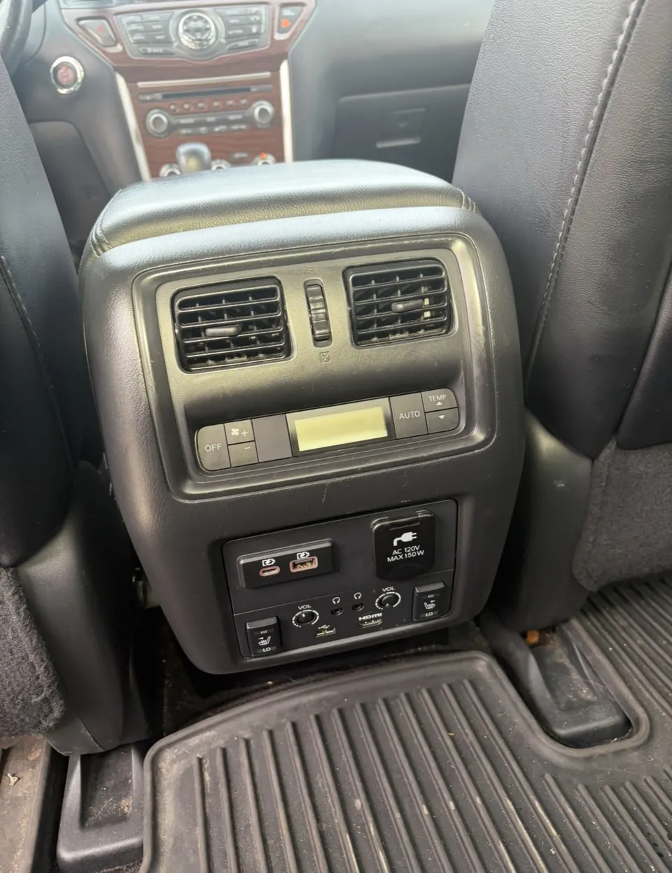 Nissan Pathfinder 2020 photo 4
