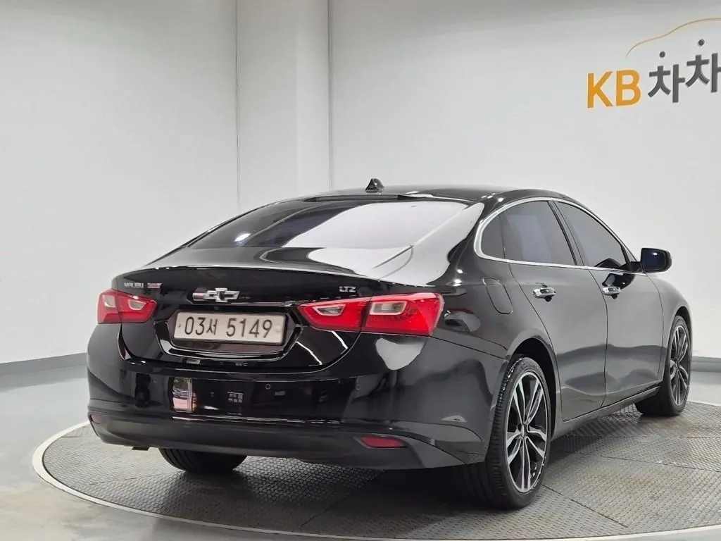 Chevrolet Malibu 2017 photo 3