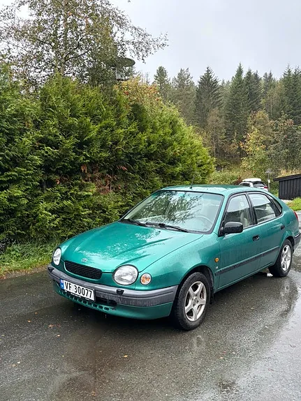 Toyota Corolla 1999 photo 2