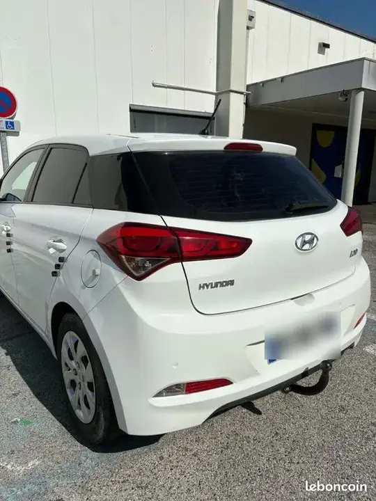 Hyundai I20
