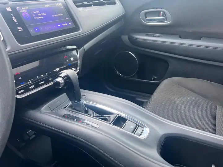Honda Hr-V 2016 photo 4