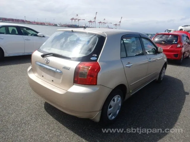 Toyota Allex 2001 photo 4