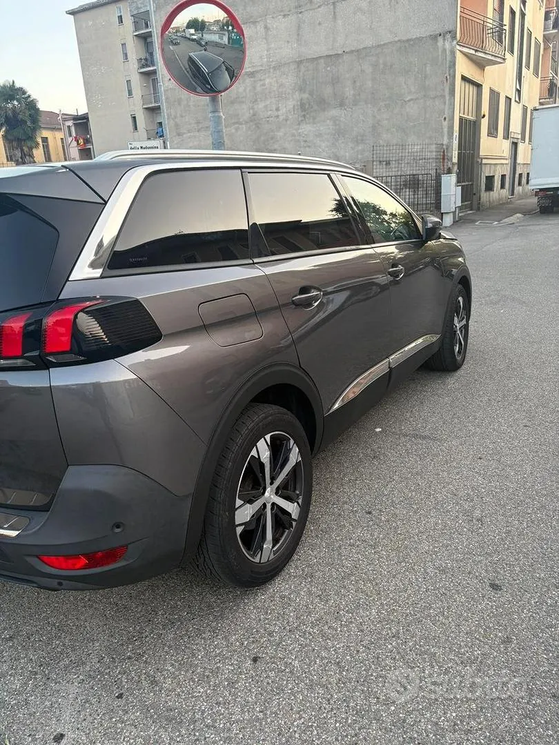 Peugeot 5008 2019 photo 5