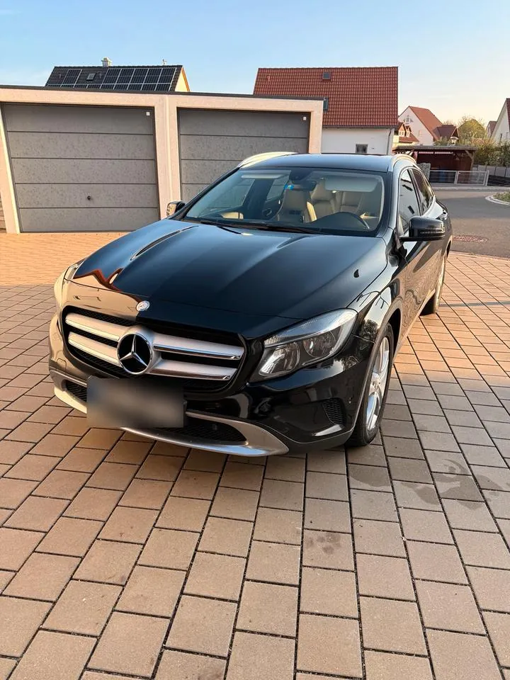 Mercedes-Benz Gla250