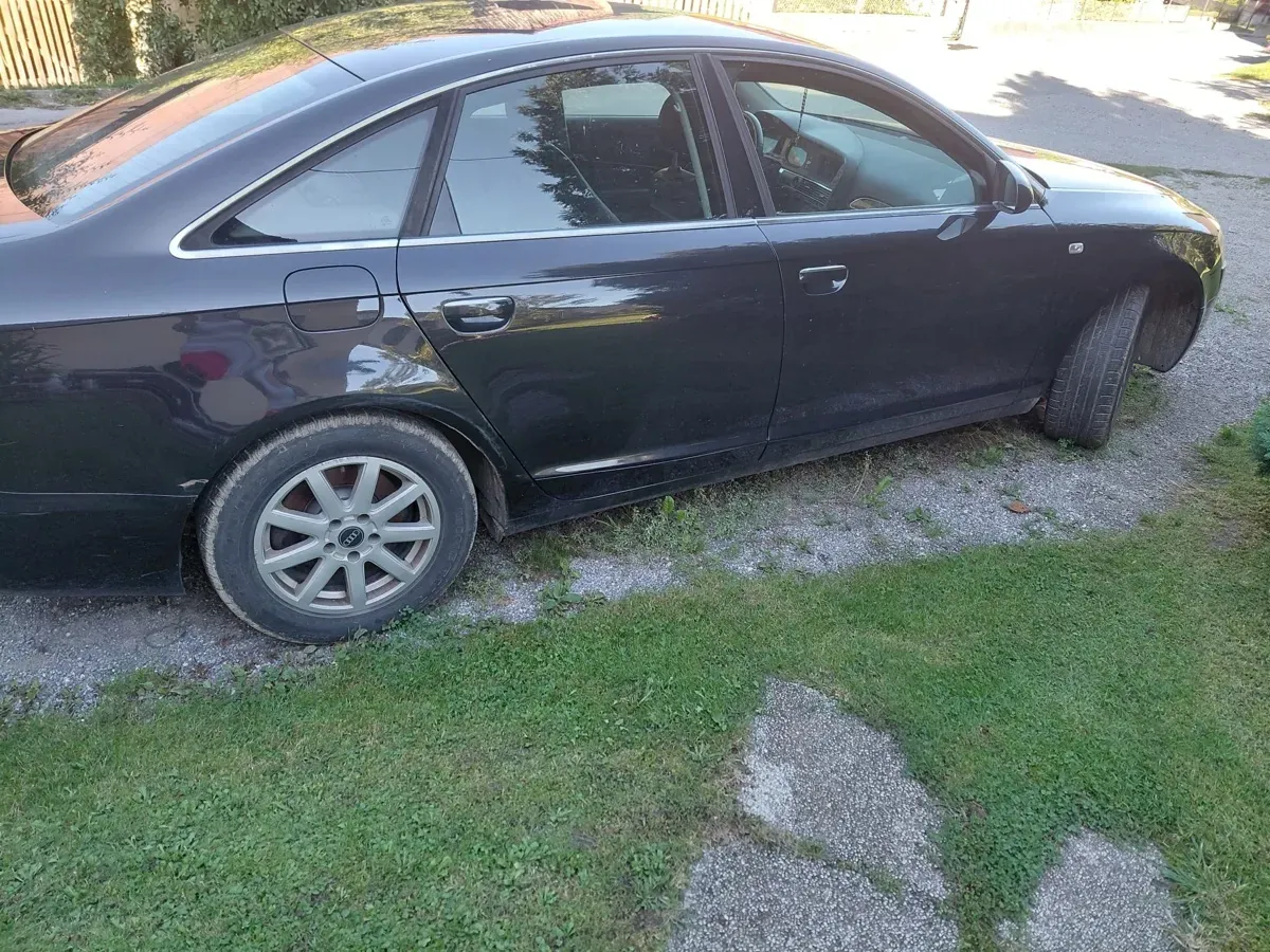 Audi A6 2004 photo 2