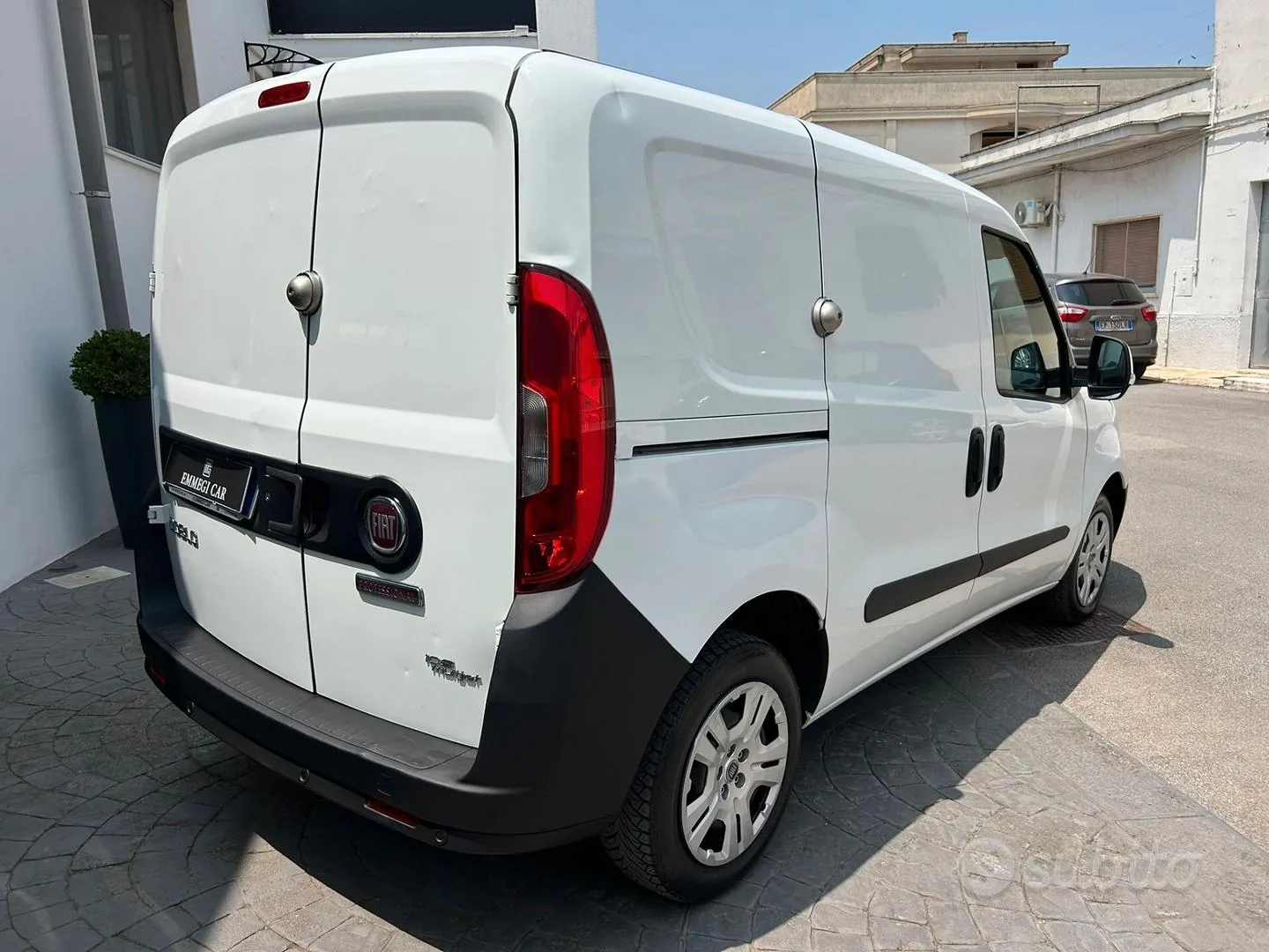 Fiat Doblo 2015 photo 5