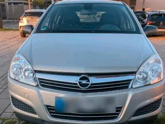 Opel Astra H
