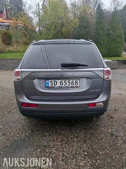 Mitsubishi Outlander 2013 photo 4