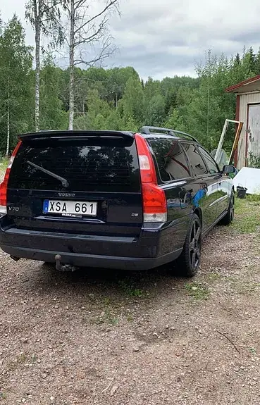 Volvo V70 2006 photo 2