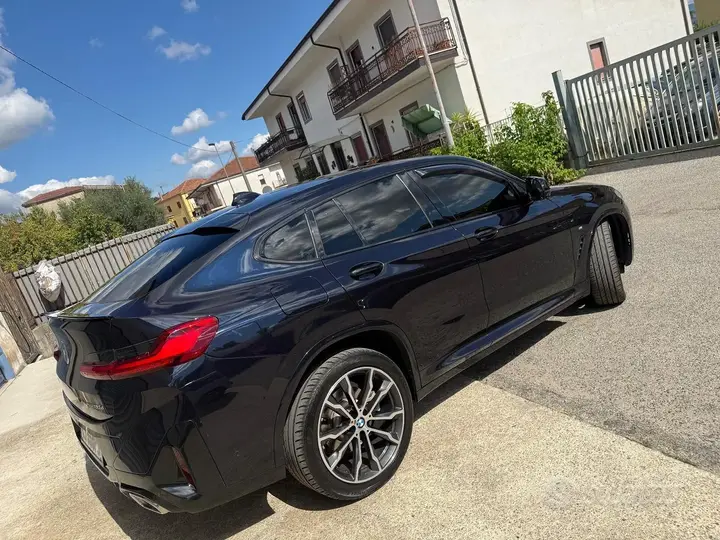 BMW X4 2022 photo 4
