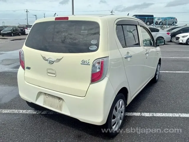 Daihatsu Mira 2012 photo 4