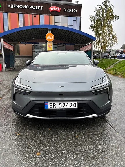 Polestar 4 2026 photo 2