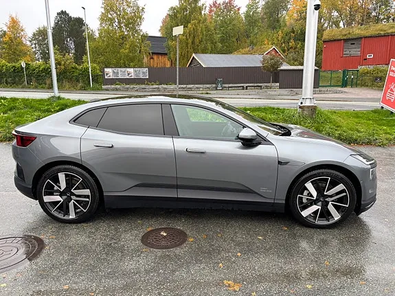 Polestar 4 2026 photo 4