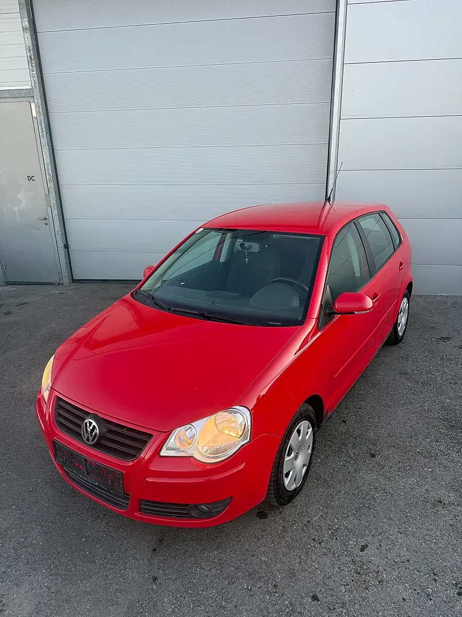 Volkswagen Polo 2006 photo 2