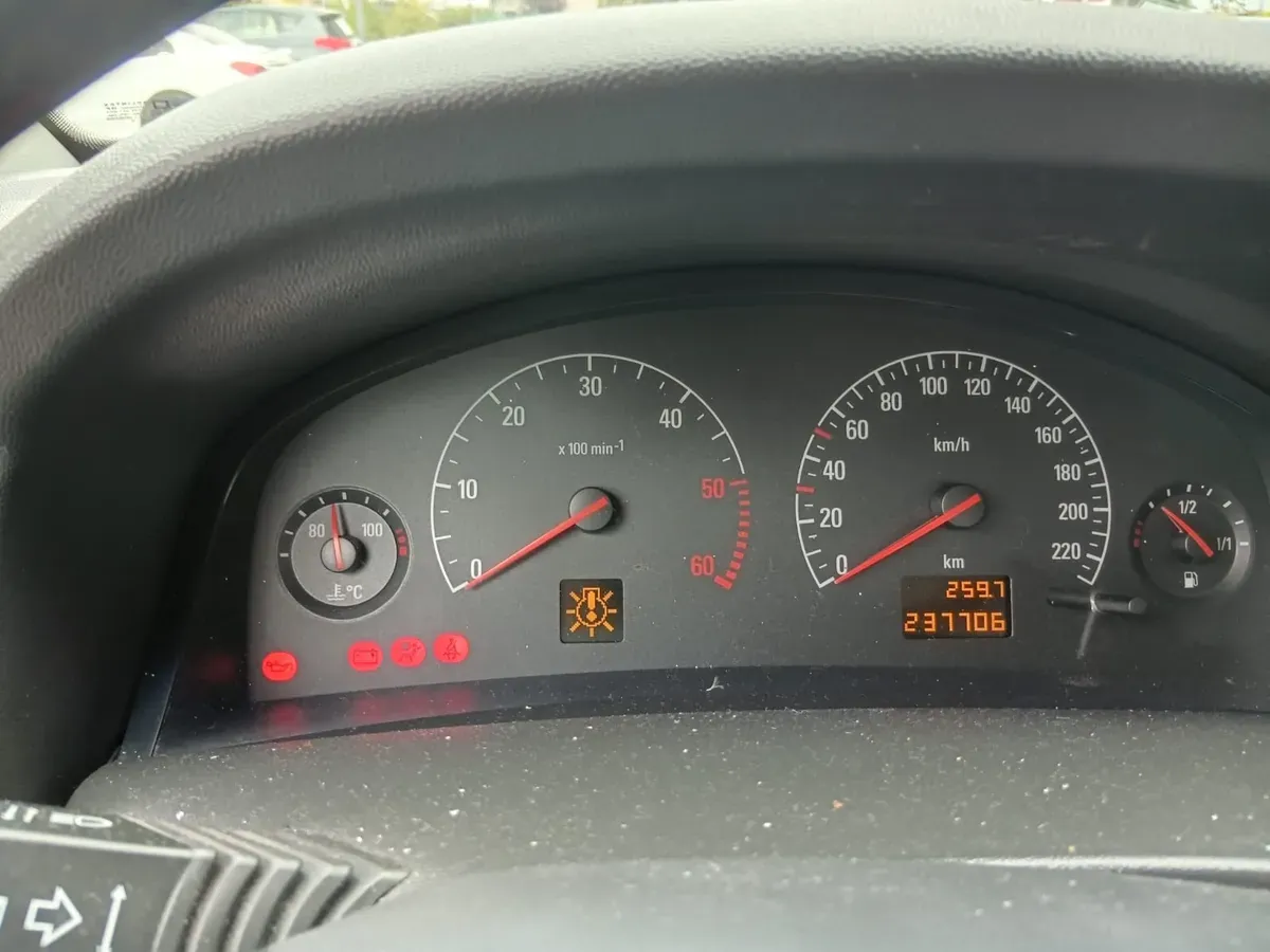 Opel Vectra 2002 photo 3