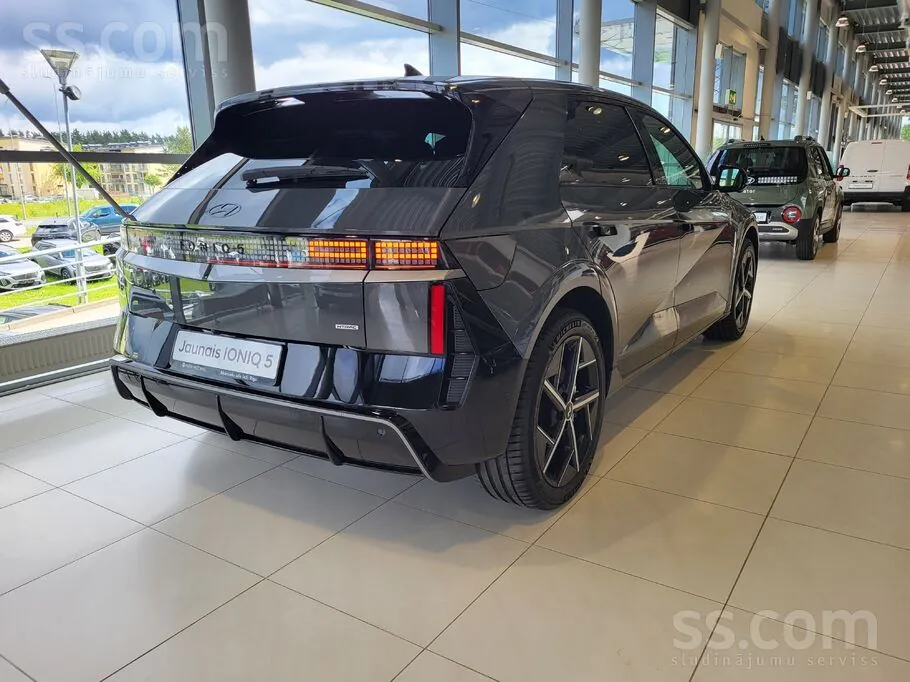 Hyundai Ioniq 5 2026 photo 4