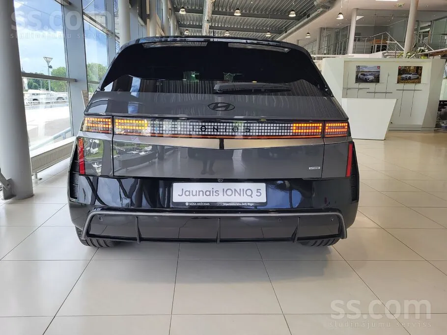 Hyundai Ioniq 5 2026 photo 5