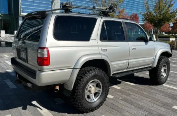 Toyota 4Runner 1999 photo 2