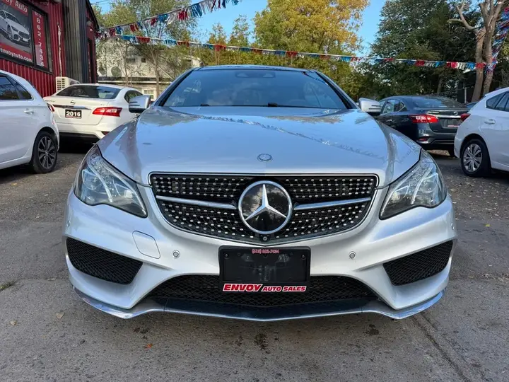 Mercedes-Benz E-Class 2015 photo 2