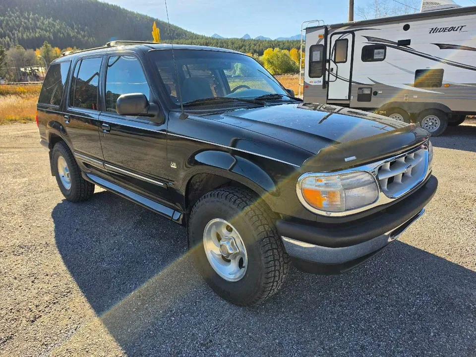 Ford Explorer 1996 photo 4