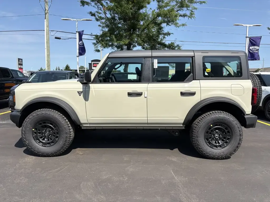 Ford Bronco 2026 photo 4