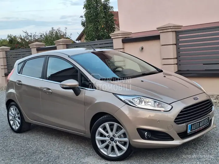 Ford Fiesta 2016 photo 2