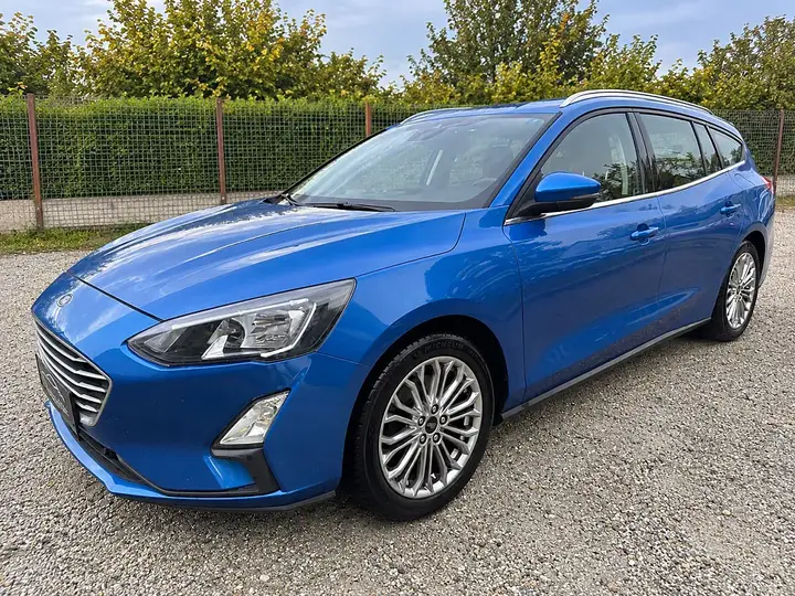 Ford Focus 2021 photo 2