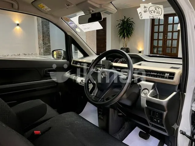 Suzuki Wagon R Fx 2025 photo 4